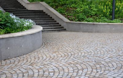 Concrete Retaining Walls